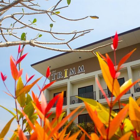 Hotel Trimm à Chanthaburi Extérieur photo
