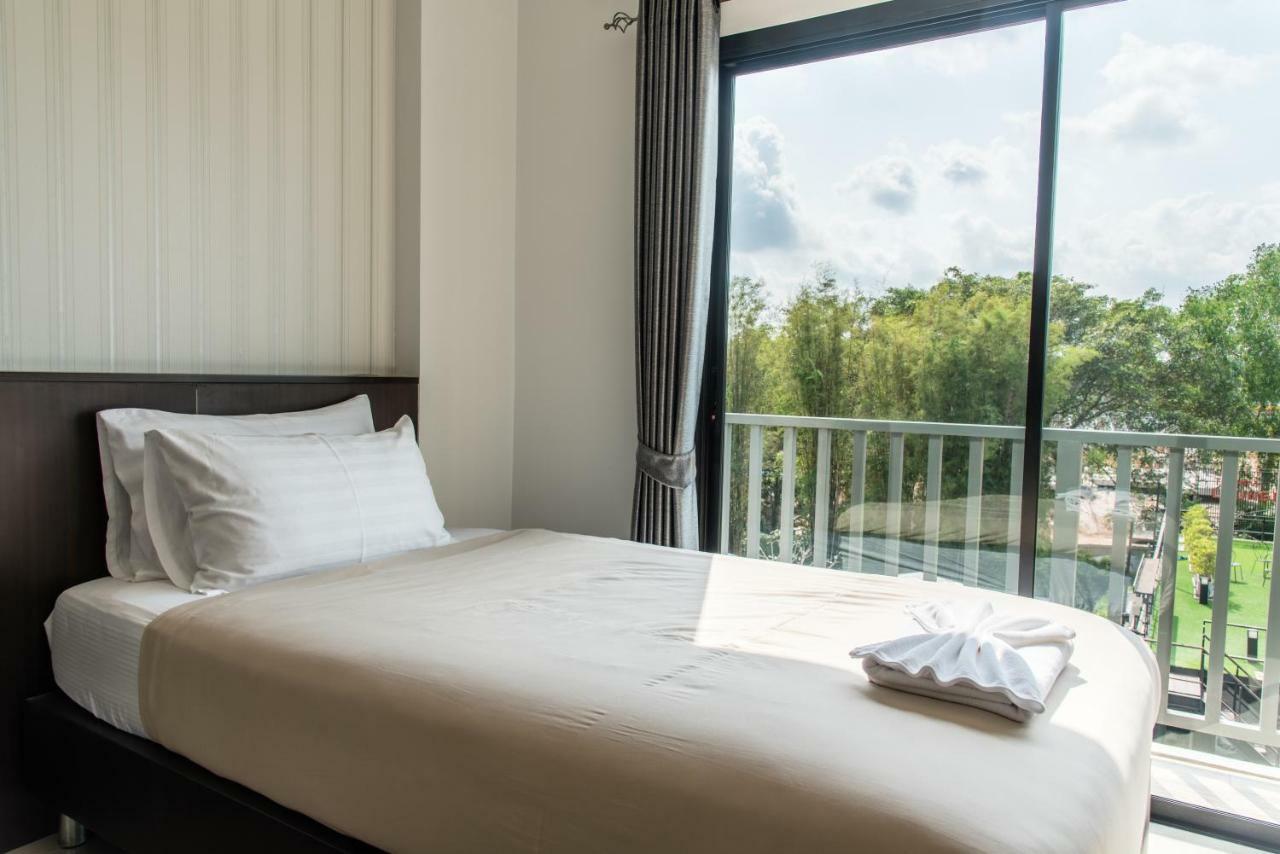 Hotel Trimm à Chanthaburi Extérieur photo