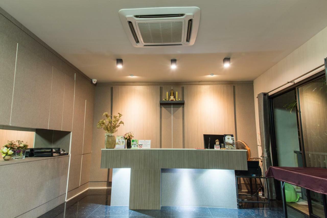 Hotel Trimm à Chanthaburi Extérieur photo