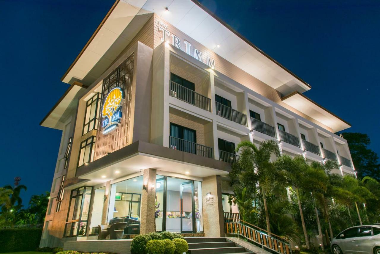Hotel Trimm à Chanthaburi Extérieur photo