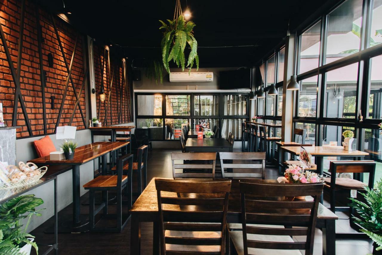 Hotel Trimm à Chanthaburi Extérieur photo